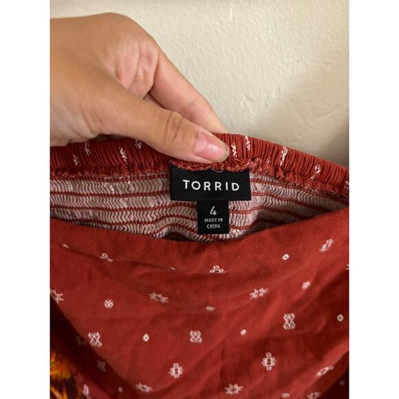 Torrid Top Women's 4X Challis Smocked Ruffles Trim Crop Bohemian Square Neck - Picture 3 of 10